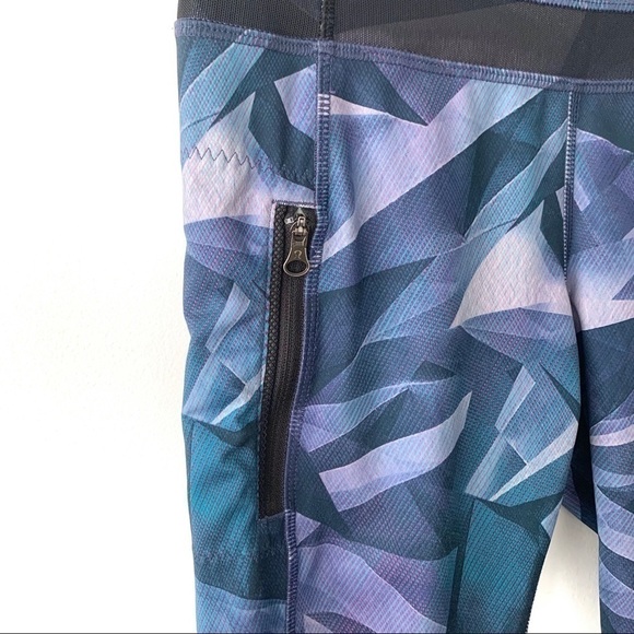 LULULEMON | Inspire Tight II Pretty Prism Black 4 - Picture 10 of 13